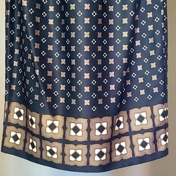 NWT Banana Republic Satin Strapless Midi Dress | Geometric Print | Womens Size 0 - Picture 13 of 17